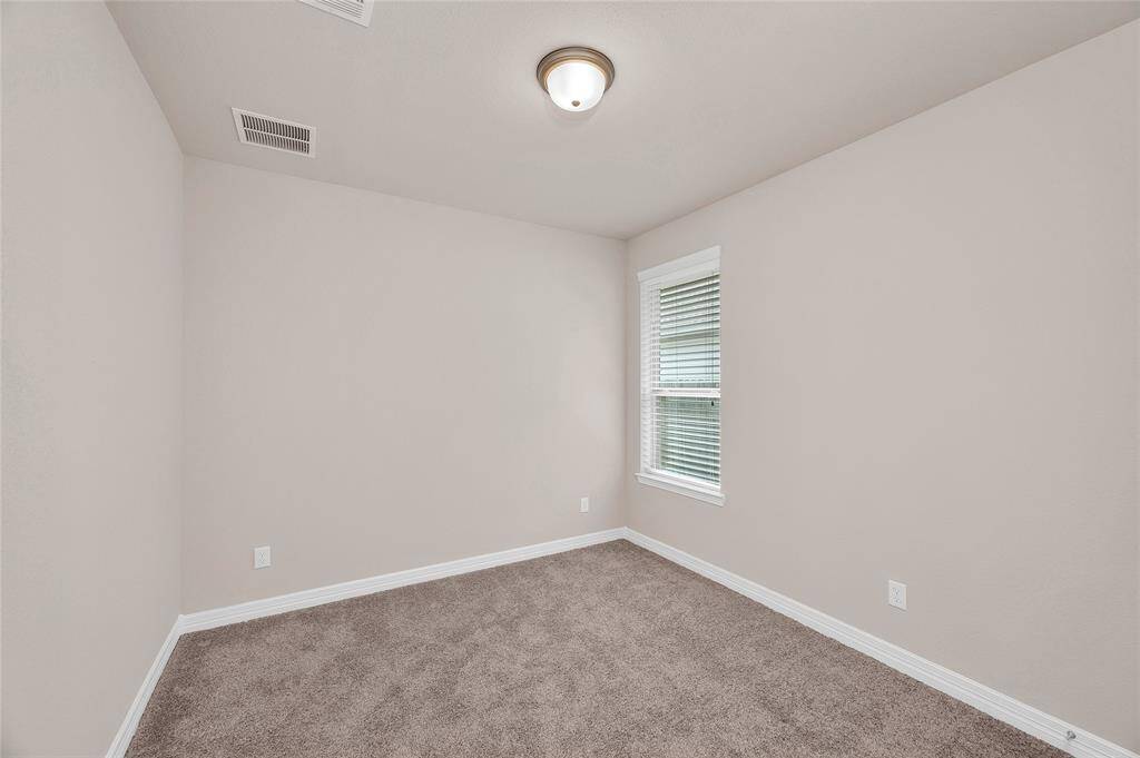 3rd Bedroom Without Staging