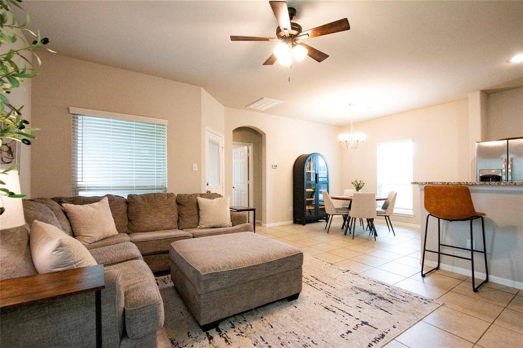 Open concept living. Tons of natural light.