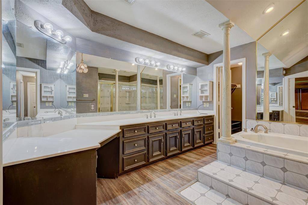 Primary bath