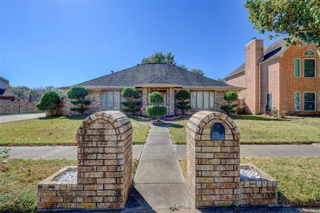 1 1/2 Story with 3-CAR GARAGE!