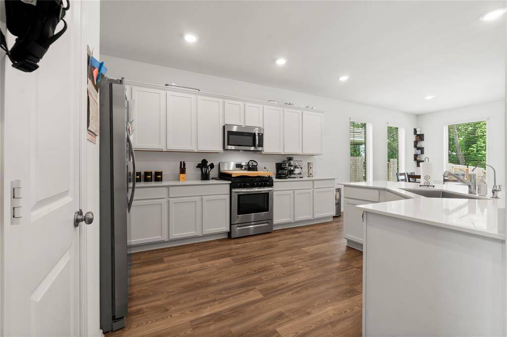 Open floor plan kitchen
