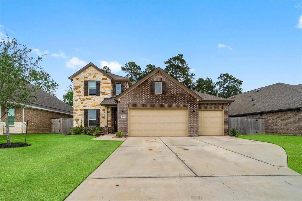 3 Car Garage