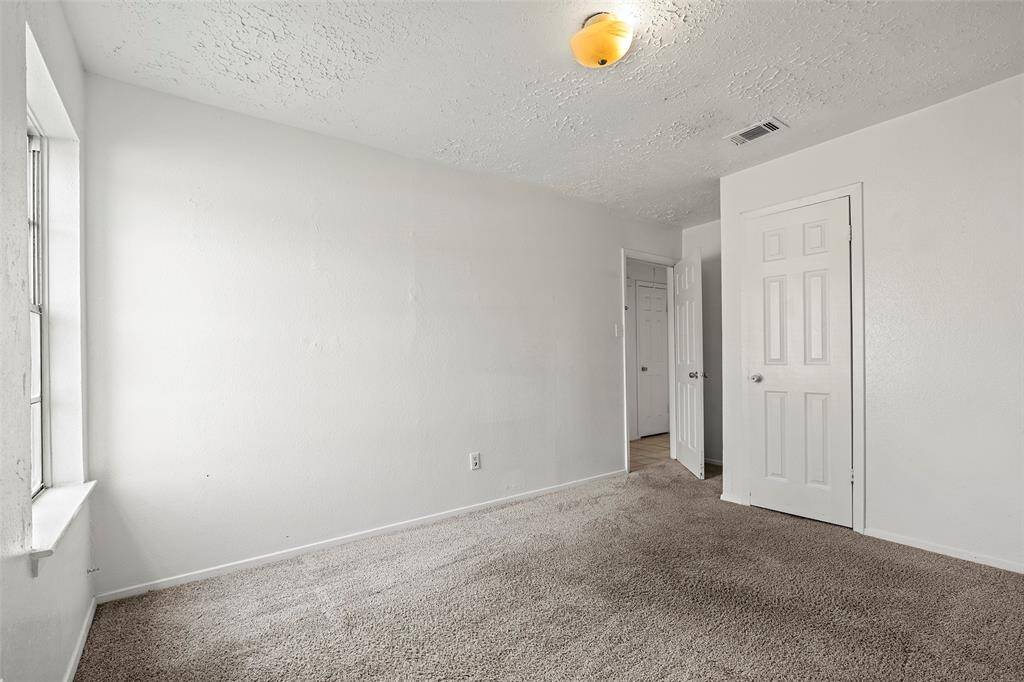 This view of the room shows how spacious it is!