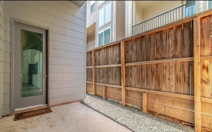 Similar unit, not exact of backyard.