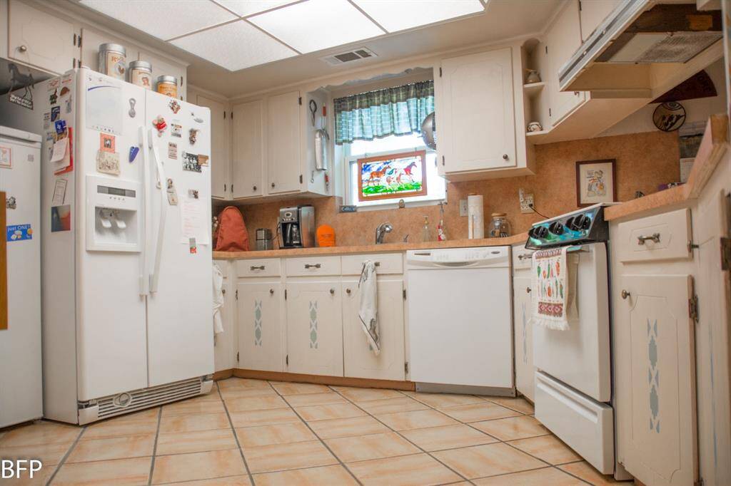 Roomy kitchen with lots of storage.