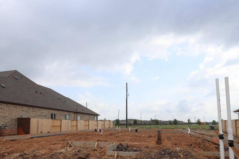 Every foundation at DWH is engineered and it’s inspected three times! We do not do “batch” testing.  Rest easy knowing your foundation comes with a 10 year warranty.
