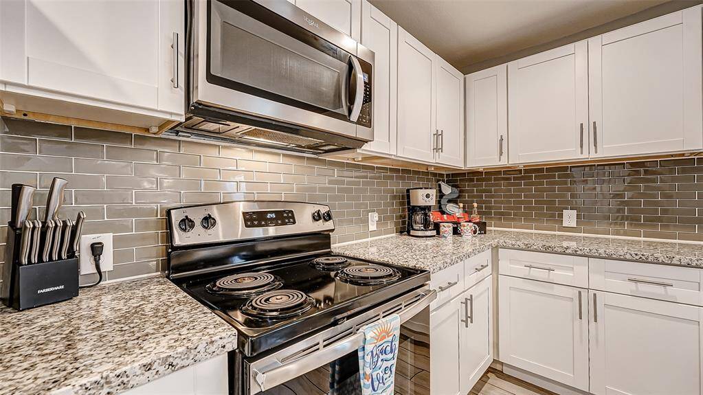 Well appointed kitchen with everything you need! Turnkey!