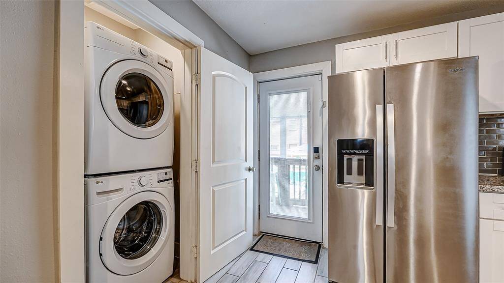 Washer and dryer are full size and included in the sale!