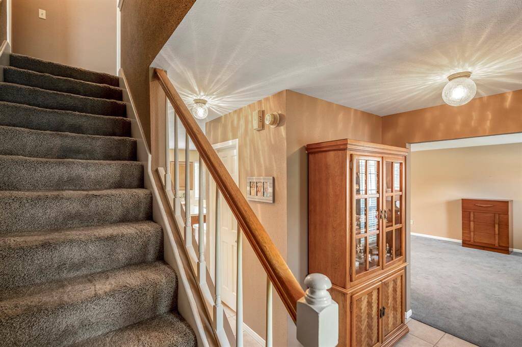 This image shows the staircase leading up to the bedrooms.
