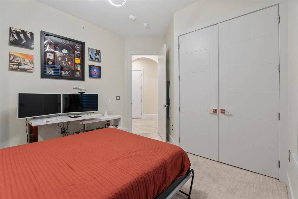 Looking out of 2nd bedroom toward hallway.