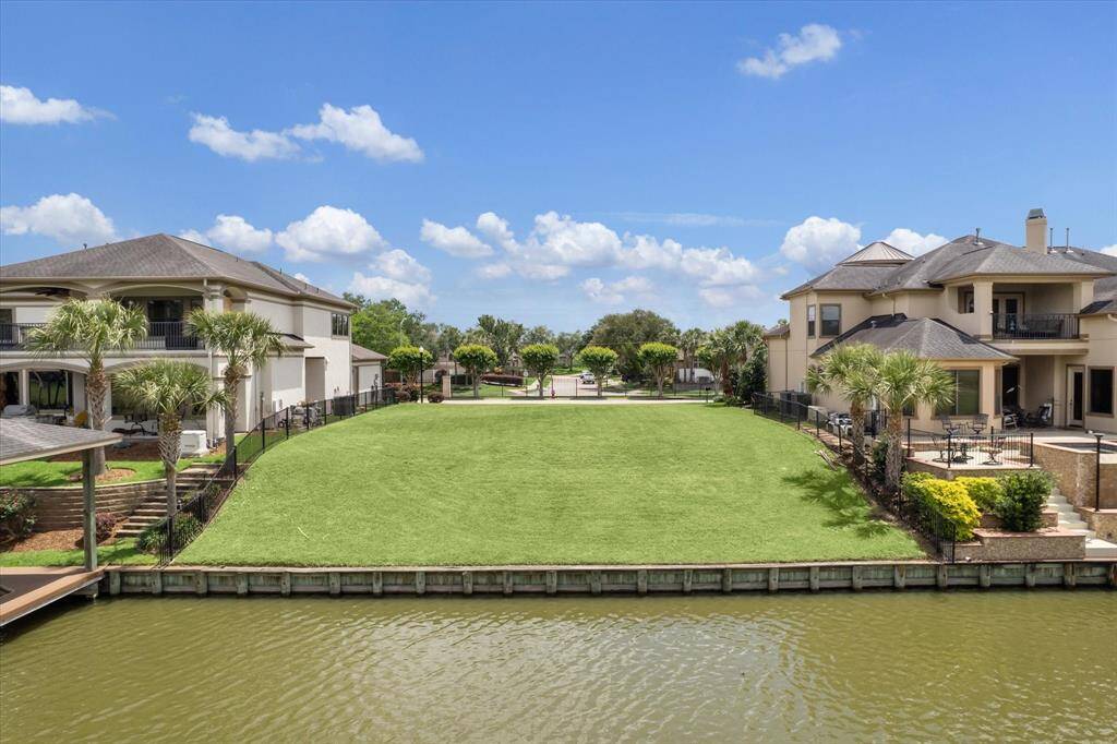 Build your dream custom home pool and boathouse on one of the last remaining lots in the exclusive gated community of Casa Marina De Sol.