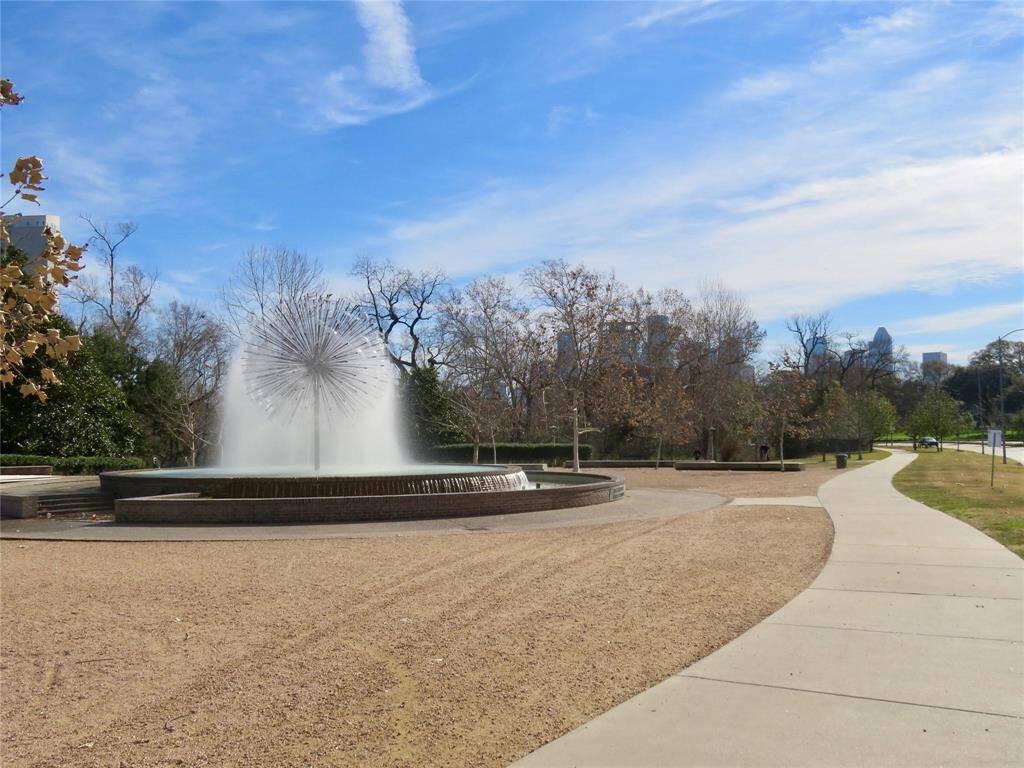 Easy access to walking trails