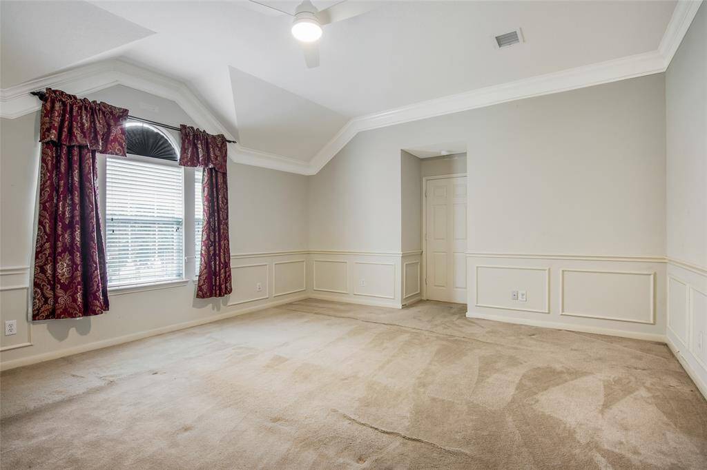 Primary Bedroom with lots of architectual detail!