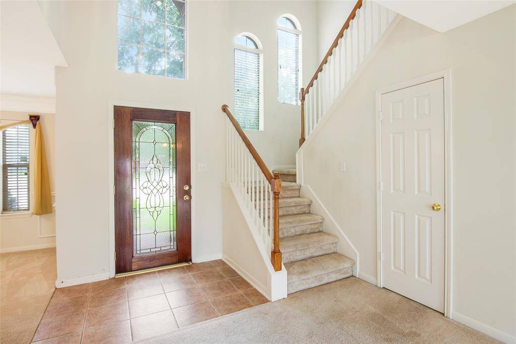 Entry with a 2-Story Foyer!