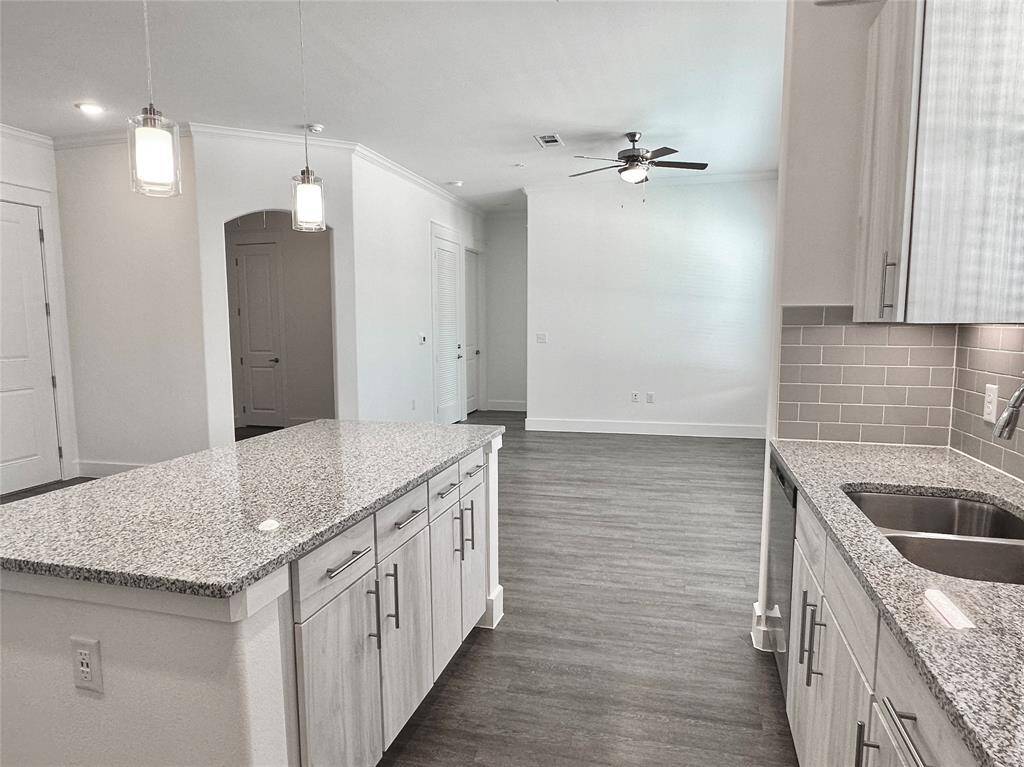 Kitchen island with breakfast bar