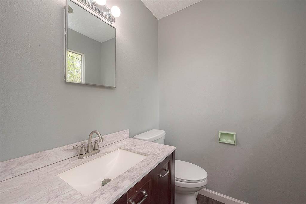 Half primary bath.