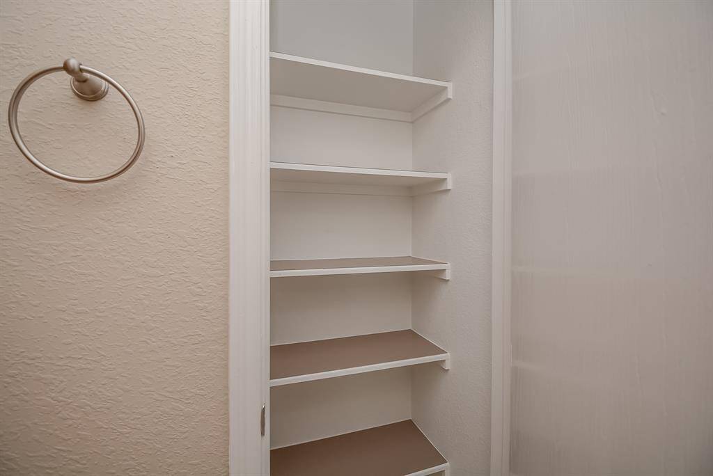 Extra hall linen closet
