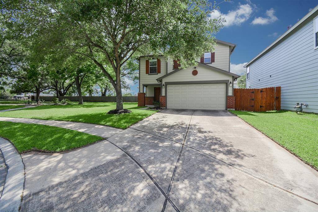 2-car attached driveway with plenty of space for guest parking