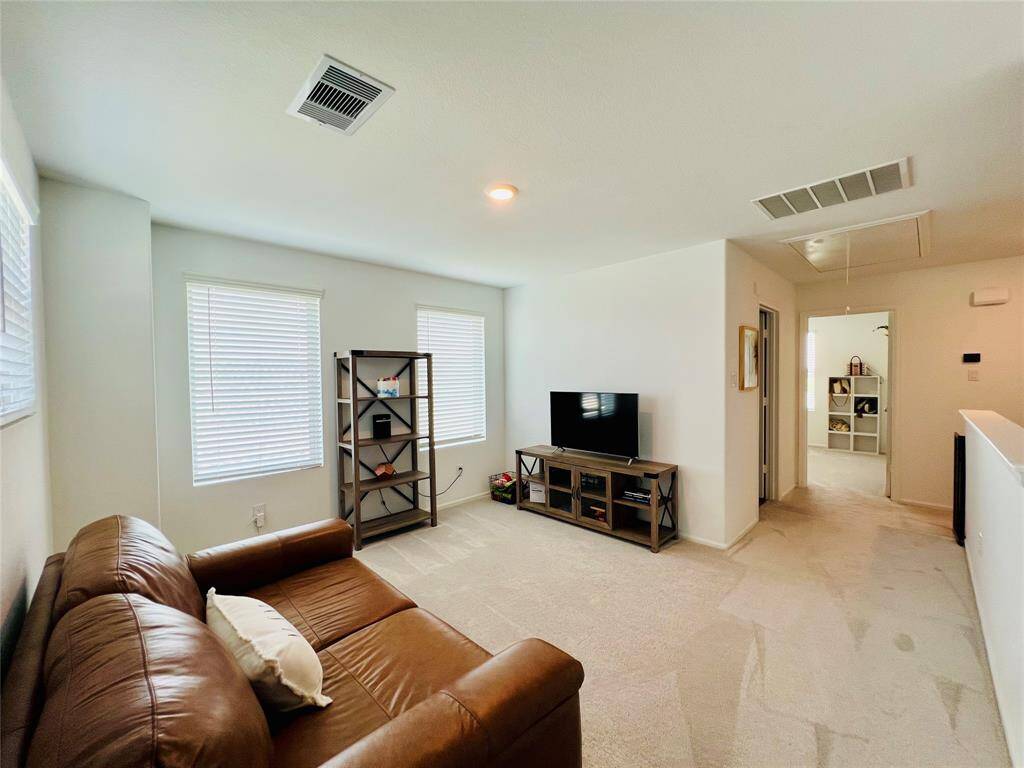 Versatile Bonus Room: Ideal as a second living area or customizable flex space to suit your needs.