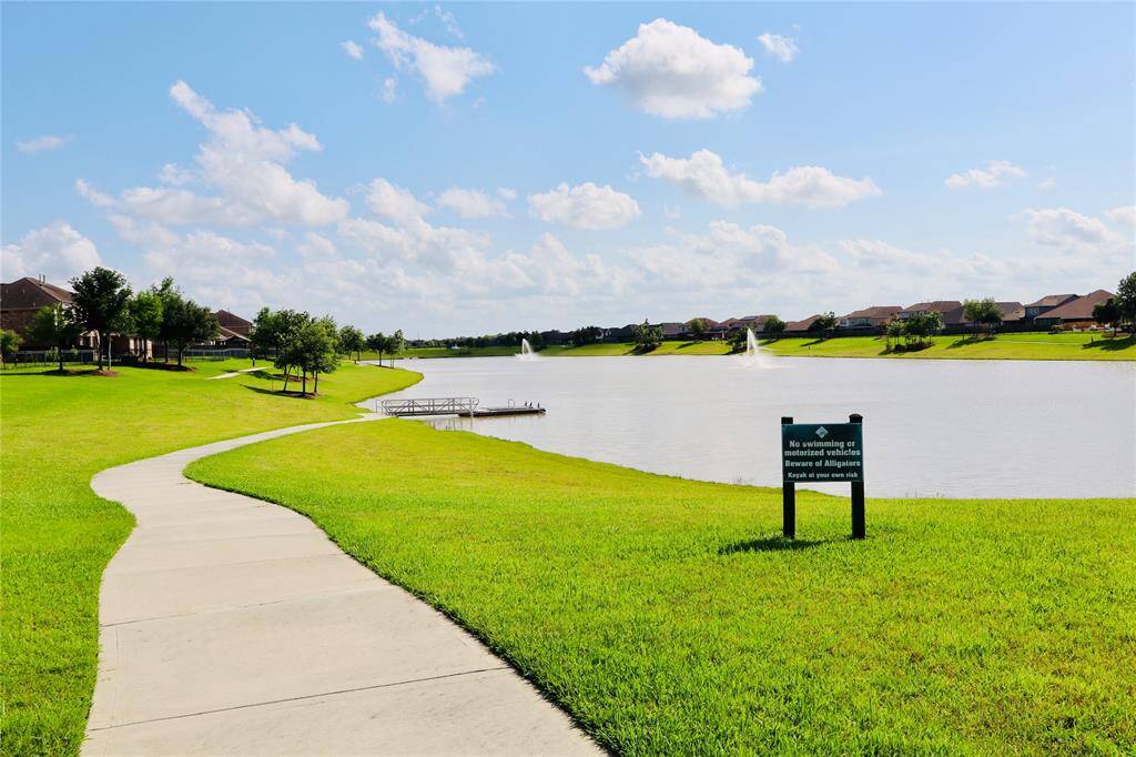Lakes of Savannah is a master planned community with serene  park areas and has a wonderful trail system throughout the neighborhood.