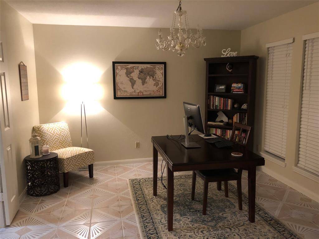 Picture of previous tenant