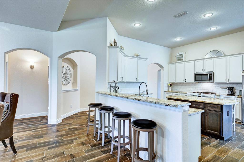 Open Concept Living!