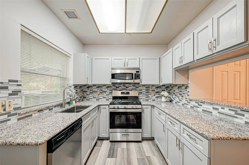 Brand-New Kitchen for your enjoyment.