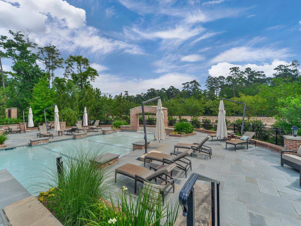 East Shore Pool