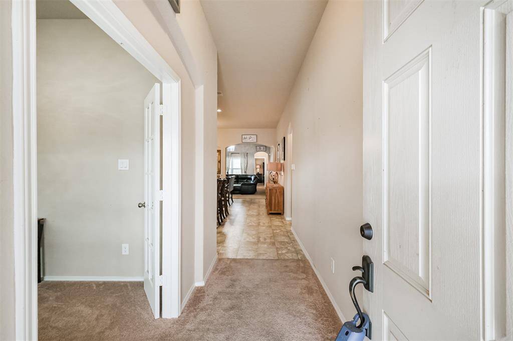 Entry way