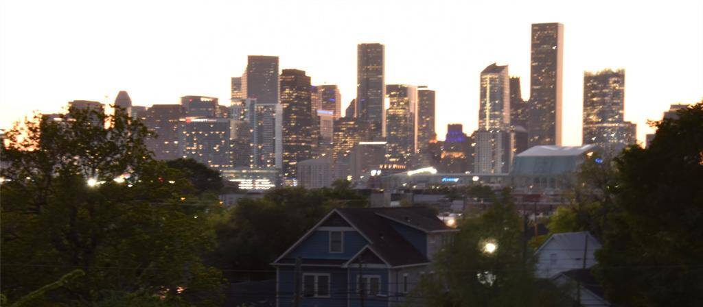 Houston downtown skyline as seen from 4th floor deck