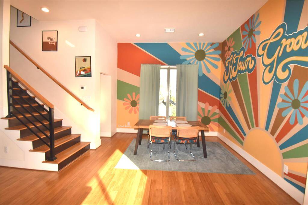 Additional view into dining area as seen from kitchen