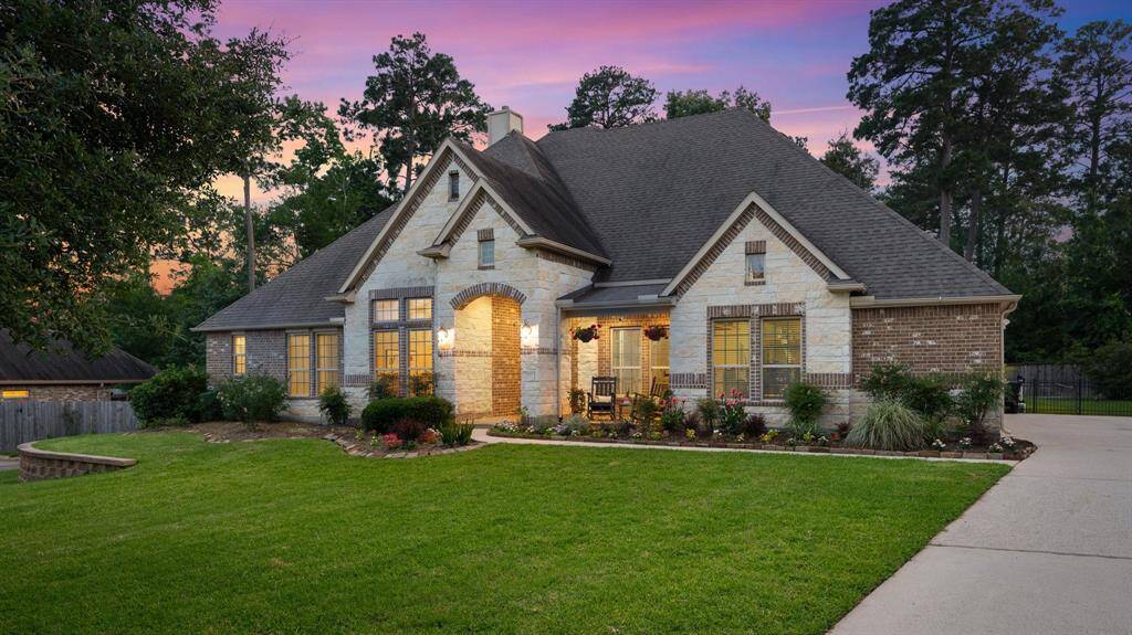 In this twilight photo you can see how charming this house is.  So much curb appeal!