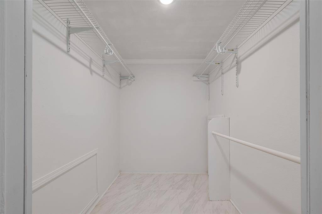 Primary Bedroom - Walking Closet