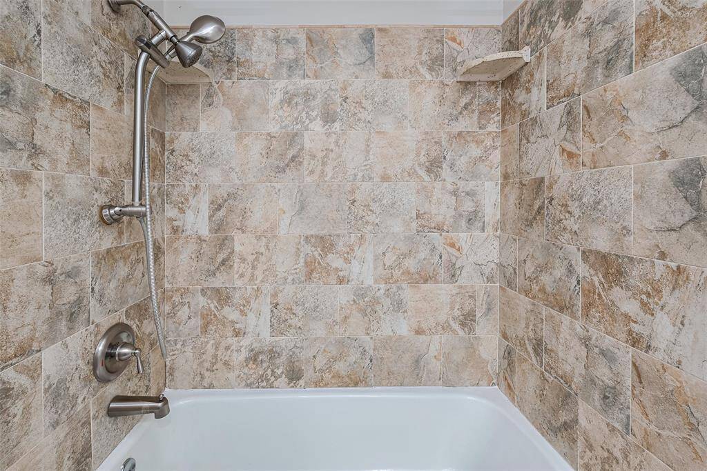 Primary Full Bathroom