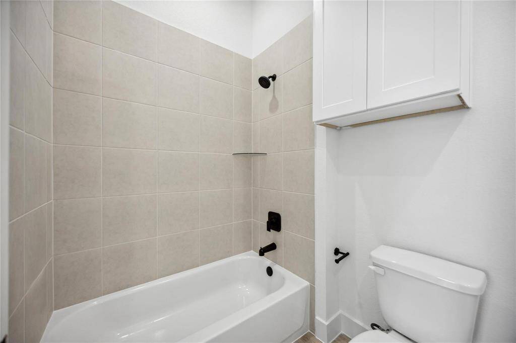 Another view of guest bath second floor