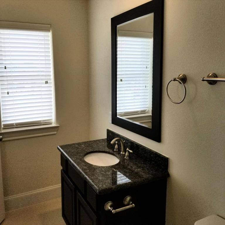 Secondary Bath.