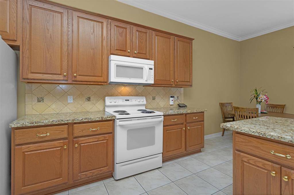 Electric stove and microwave