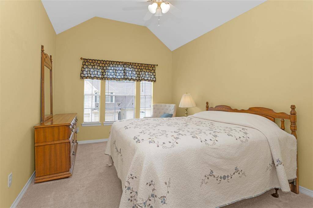 3rd bedroom. All bedrooms have ceiling fans