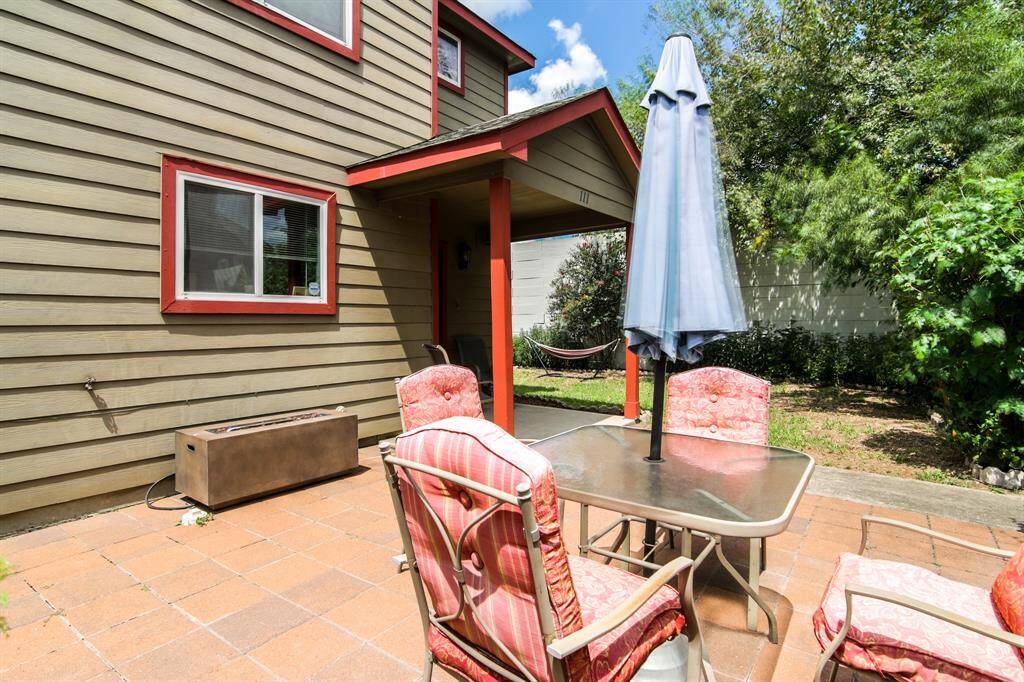 Large front patio for you and your friends