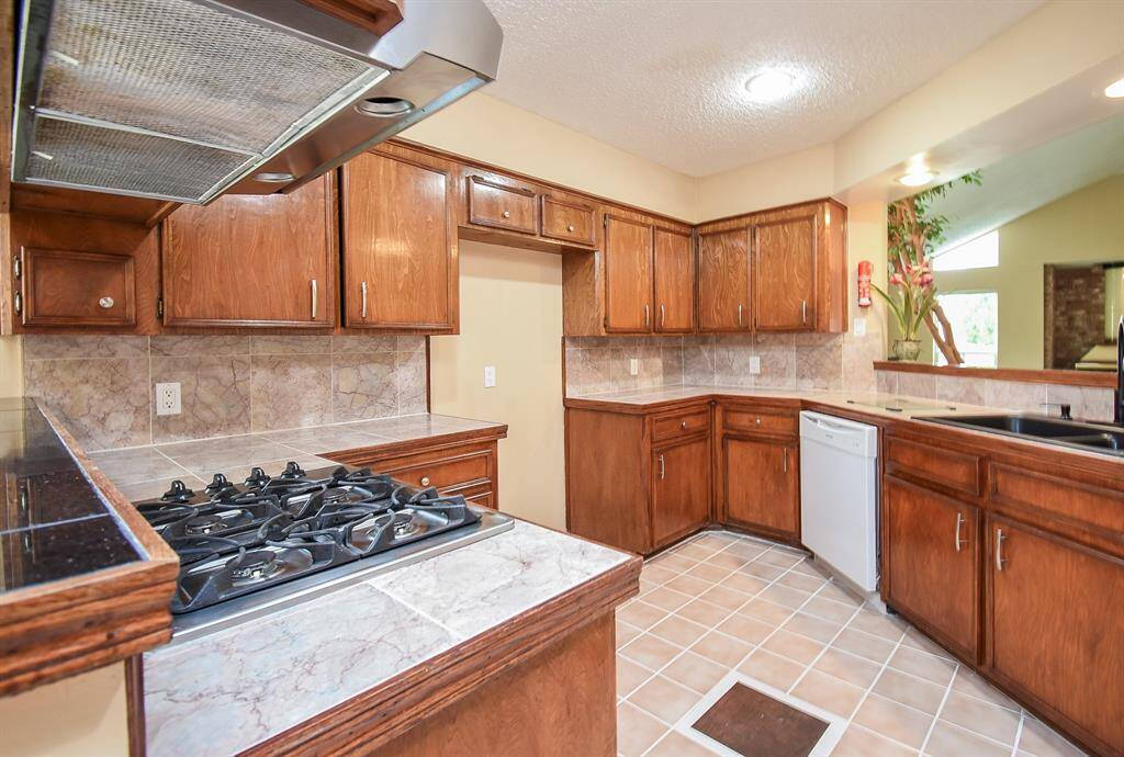 Gas stove top