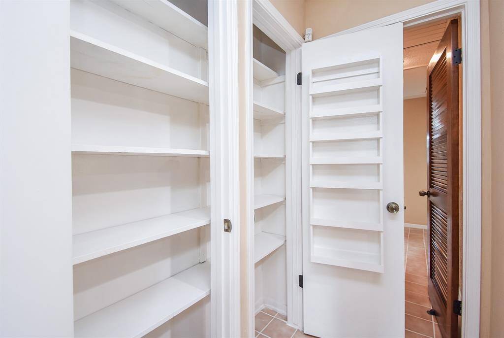 Double pantry