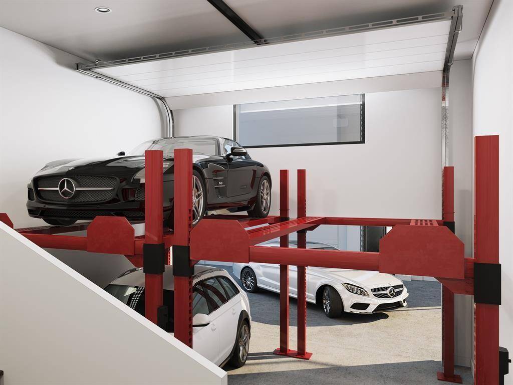 The garage is high enough to store 4 cars or organize your bicycles from the ceiling.