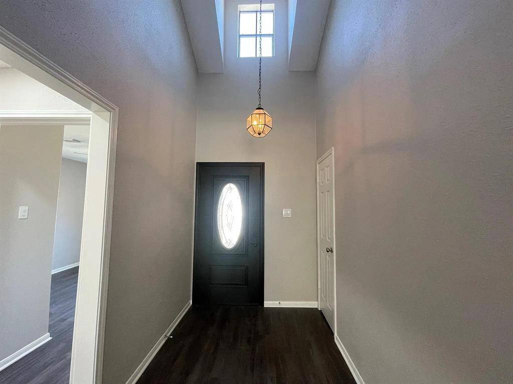 let's head to the secondary bedrooms