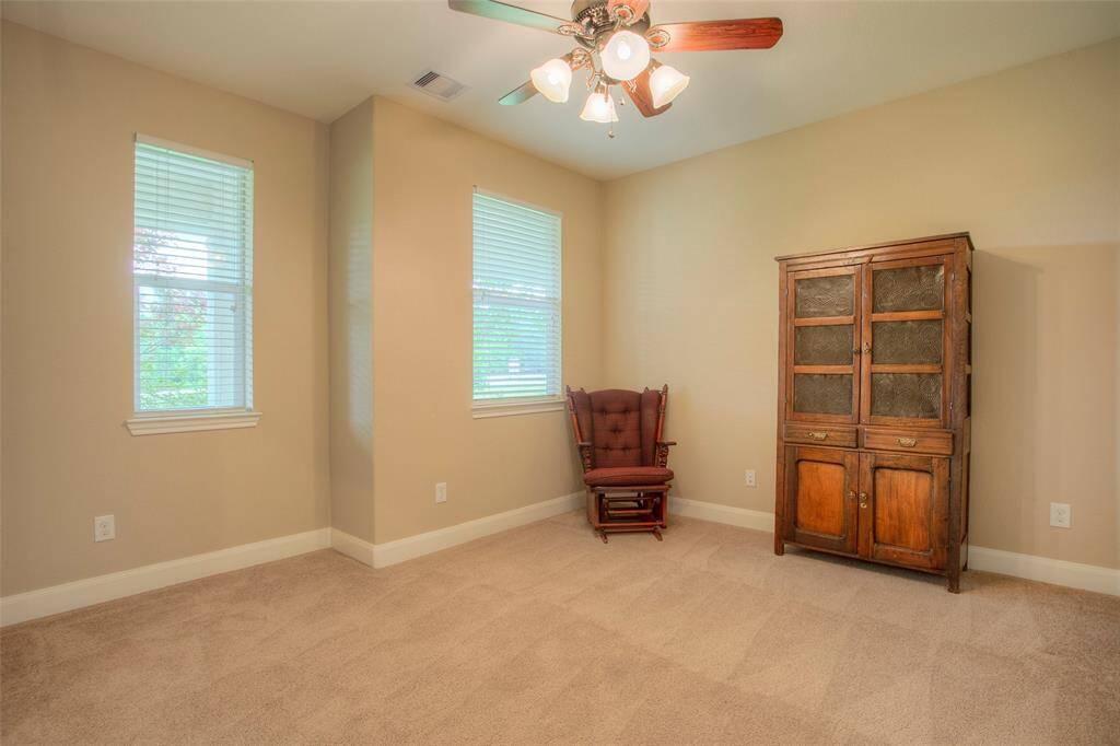 Flex Room