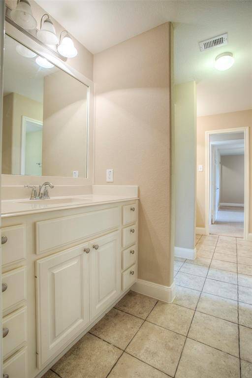 Upstairs Bathroom