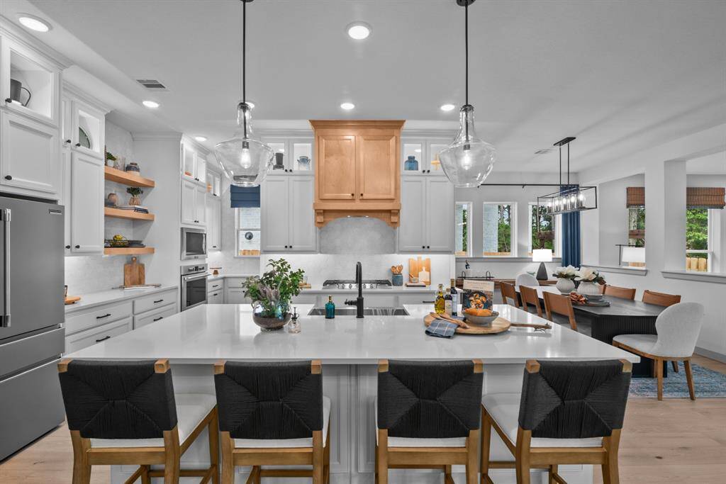 EXAMPLE PHOTO: Gorgeous Kitchen with cabinets to ceiling, Quartz counters & GE appliances!