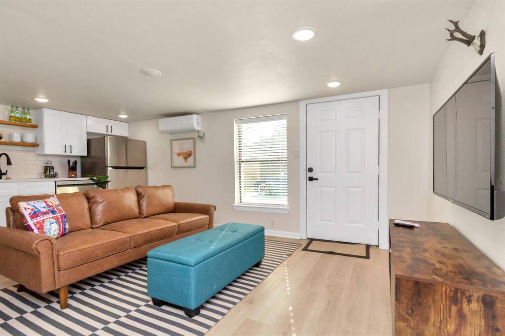 Apt 2-Living Room