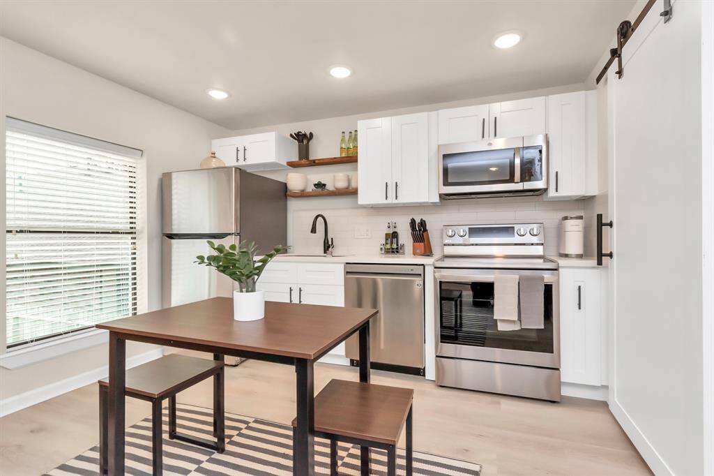 Apt 3-Kitchen & Dining