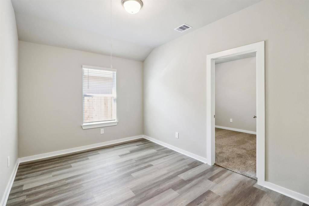 Photo is not of the actual home but is an inspirational photo of builder’s model home and may depict options, furnishings, and/or decorator features that are not included.