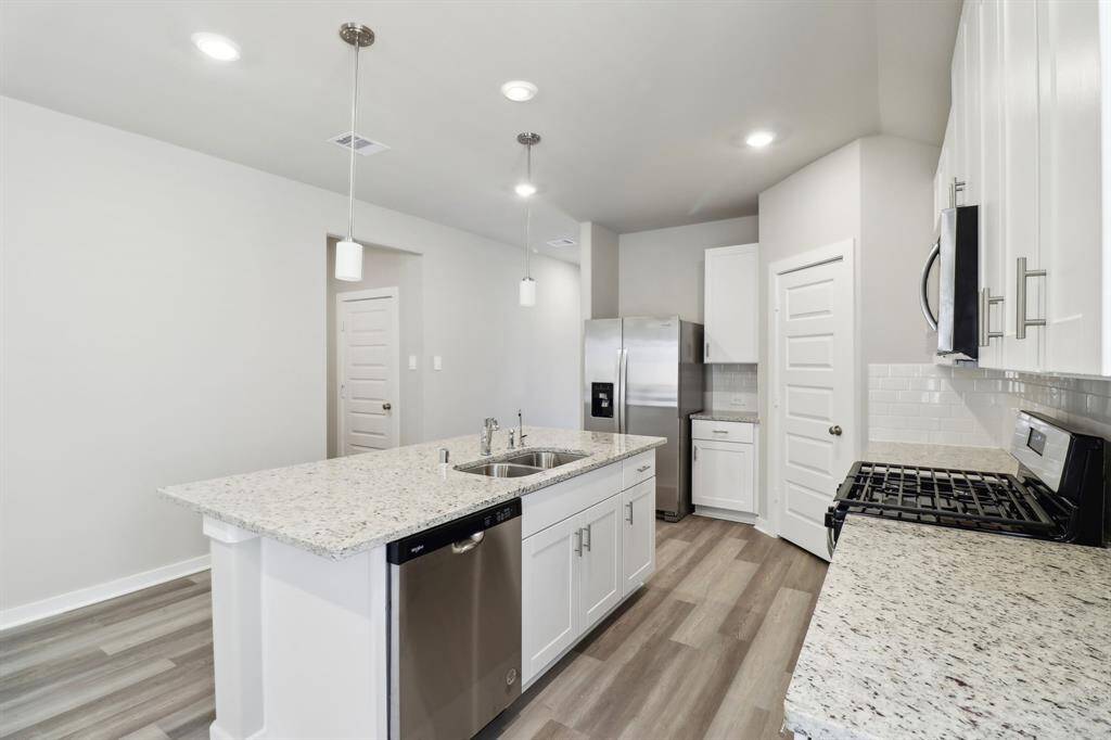 Photo is not of the actual home but is an inspirational photo of builder’s model home and may depict options, furnishings, and/or decorator features that are not included.